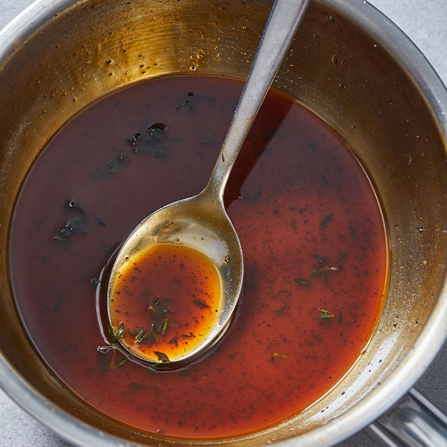 Honing tijm saus met lavendel Honing tijm saus met lavendel